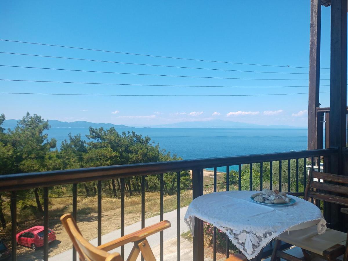 依诺罗达Μεζονετα公寓 外观 照片